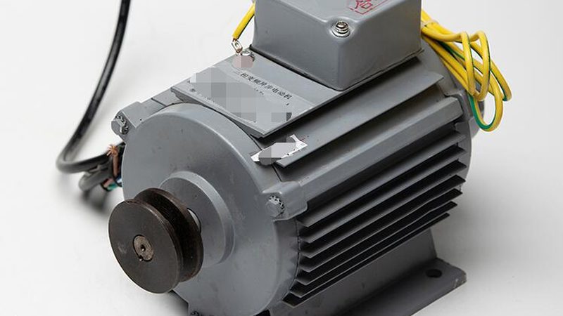 矿用配电开关设备：定制与报价的考量因素